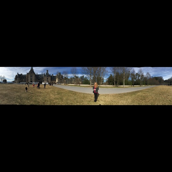 Meet your Posher, Abi - Picture 1 of 1